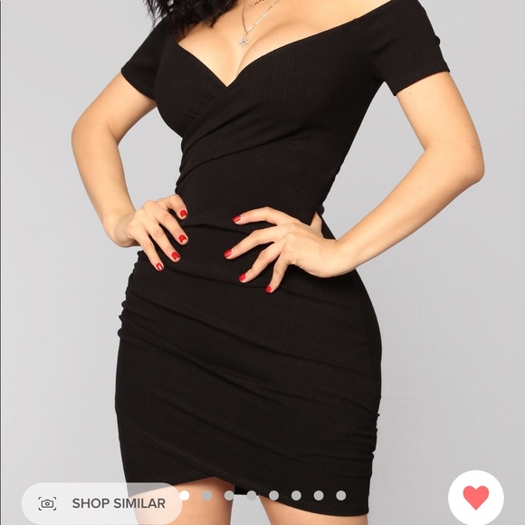 Fashion nova// Mini dress - Picture 1 of 3